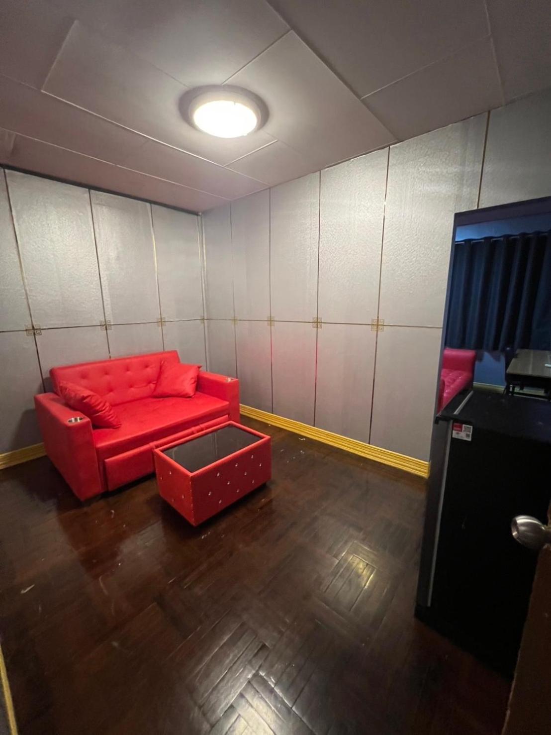 W District Hostel Bangkok Extérieur photo